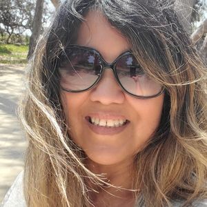 Meet your Posher, Alicia